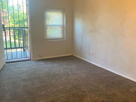 5th image of 1405 Rowan Ave #A