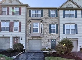 101 Chandler Dr, Red Lion, PA 17356