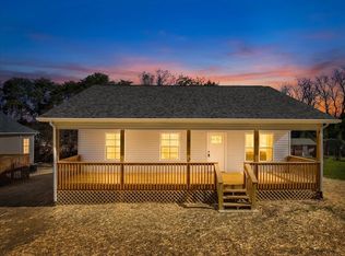 111 Ferry Ct, Pulaski, VA 24301