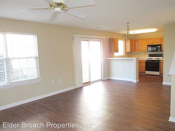 5th image of 8973 Meadowmont View Dr
