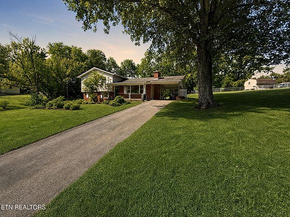 4th image of 4417 Silverhill Dr