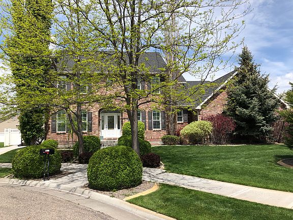 3rd image of 4802 Stanfield Ln