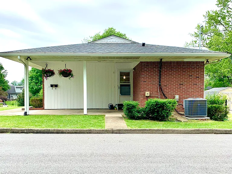 108 Westwood Dr — Photo 5