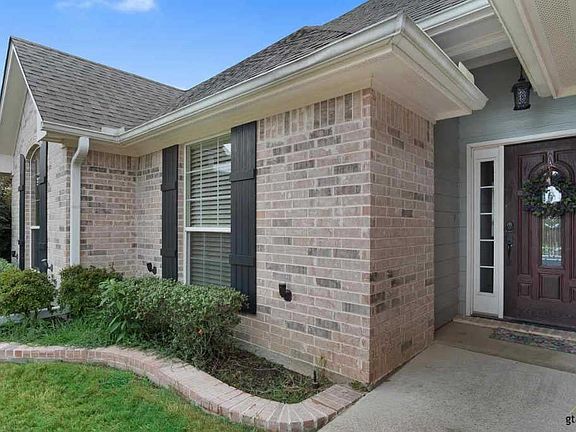4th image of 16438 Kingston Ct