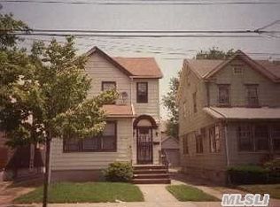 24105 145th Ave, Rosedale, NY 11422