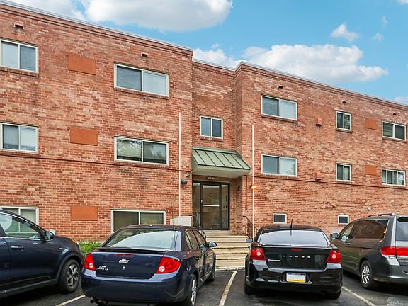 5th image of 126-138 W Allens Ln #6d332254a
