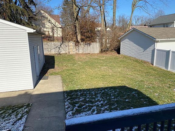 3rd image of 1915 31st St NW