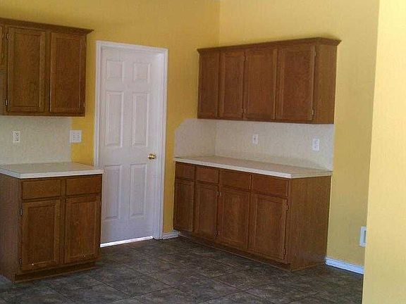 3rd image of 6231 Stable Trail Dr