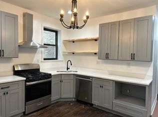 3237 W Cortez St #1, Chicago, IL 60651