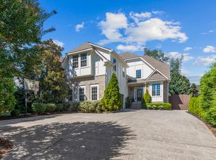 1106A Biltmore Dr, Nashville, TN 37204
