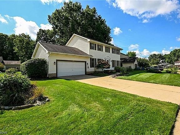 2nd image of 829 Dan Ave