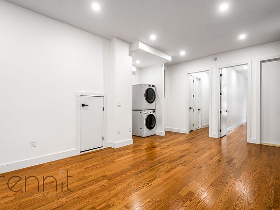 3rd image of 23 Spencer Pl #1A