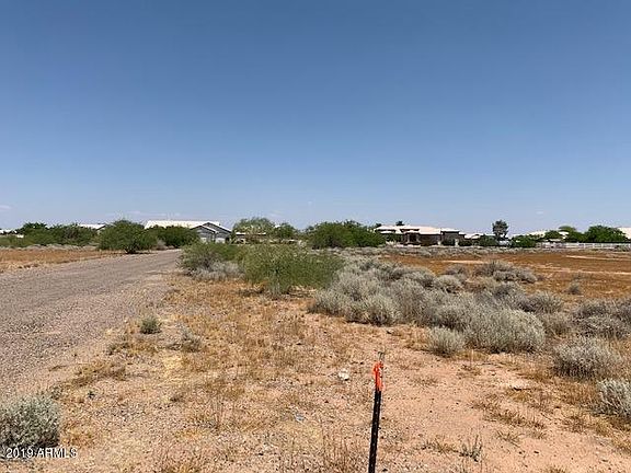 5th image of 8668 S Summit Dr