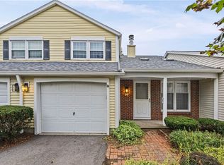 50 Old Pine Ln, Rochester, NY 14615