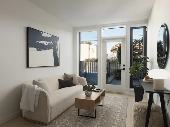 529 E 6th Ave, Vancouver, BC V5T 1K9