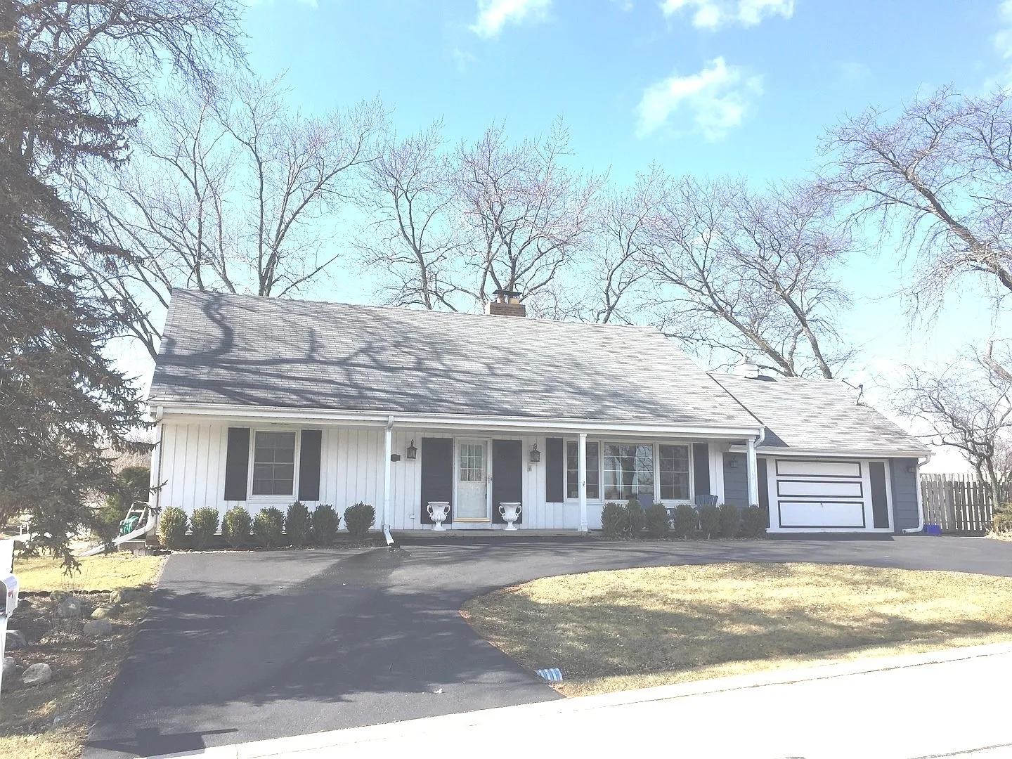 254 W Rosalie Ln photo 1