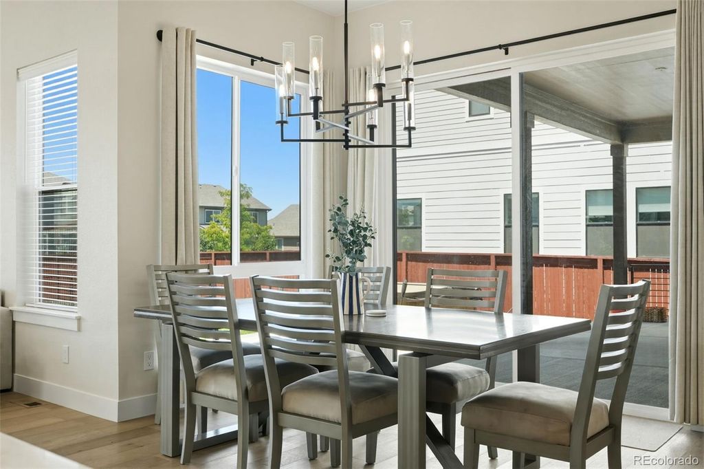 1702 Branching Canopy Drive