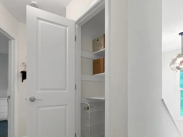 902 Creekside Dr #2 — Photo 16