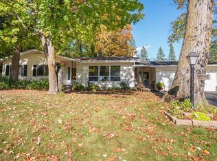 1956 Woodhaven Ln, Duluth, MN 55803