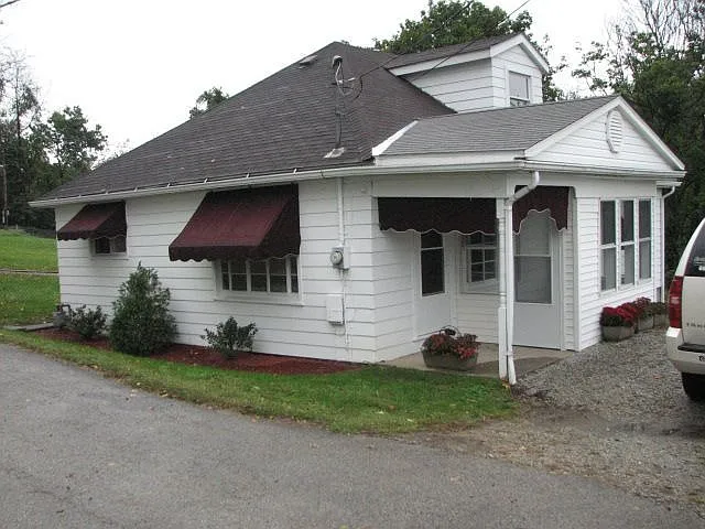 1199 4th St photo 1