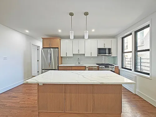 2781 Ocean Ave #4K Photo 1