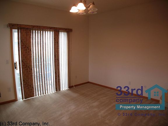 5th image of 1471 111th Dr NE Unit E