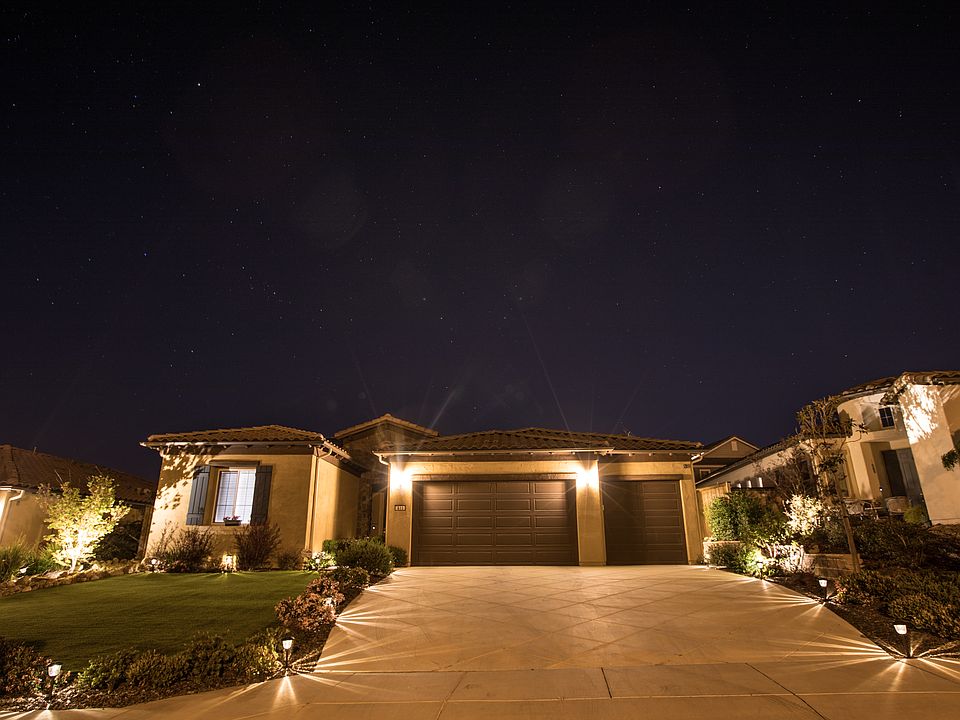1st image of 611 Elderberry Cir