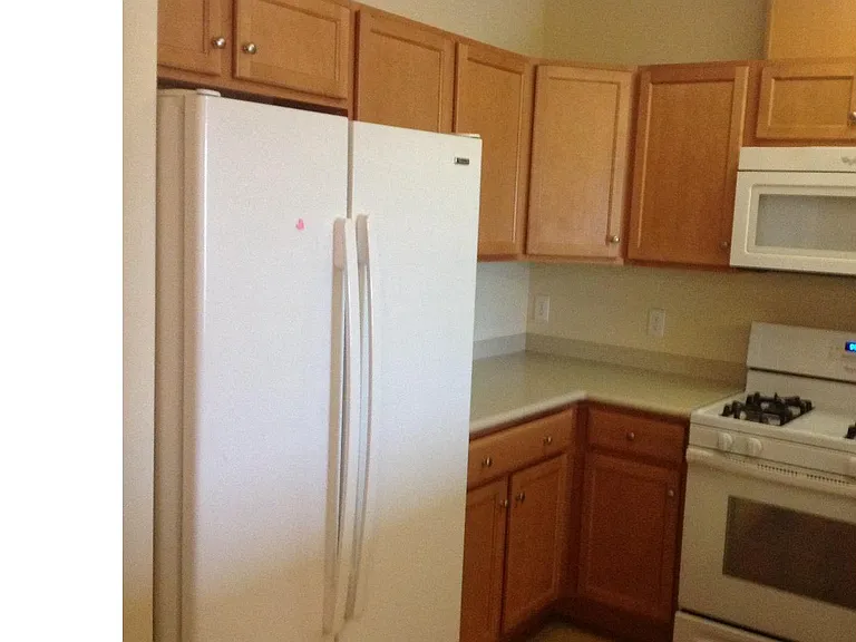 1321 Sierra Dr — Photo 7