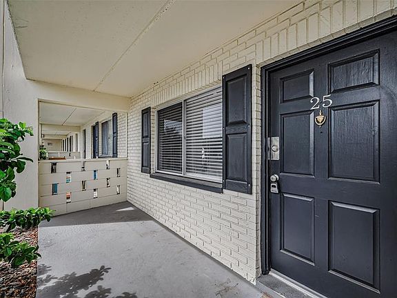 5th image of 2 N Fernwood Ave APT 25