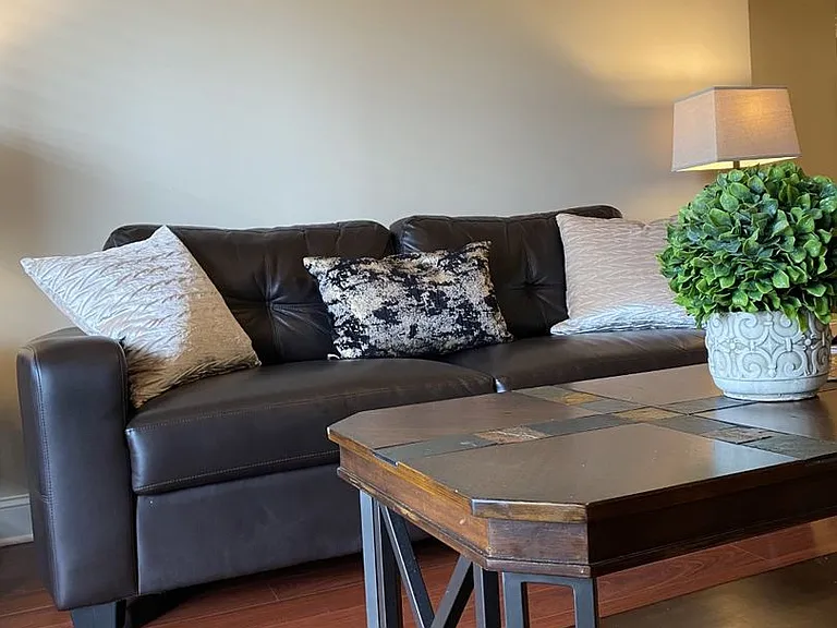 Eagle View Luxury Apartments — Photo 210