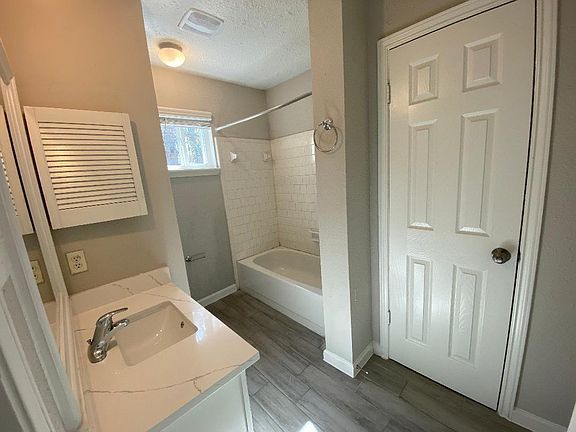 4th image of 13050 Crystal Cove Dr