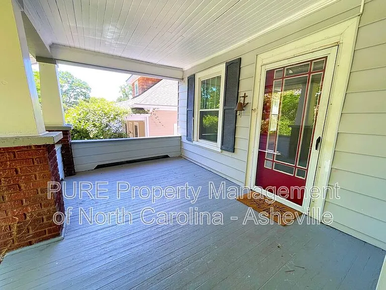 109 Forest Hill Dr — Photo 18