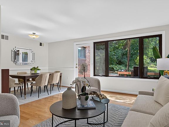 3rd image of 4114 Davis Pl NW APT 104