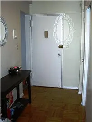 Rented by Bellmarc Realty | media 2