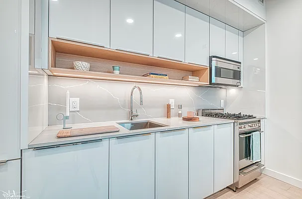 Rented by Platinum Properties | media 17