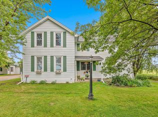 927 140th St, Roberts, WI 54023