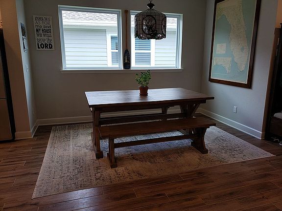 3rd image of 414 Vista Lake Cir