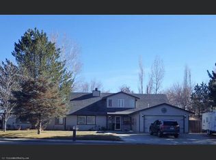5030 Offenhauser Dr, Winnemucca, NV 89445