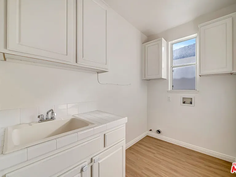24819 Calle Cedro — Photo 19
