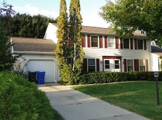 5768 Williamsburg Way, Fitchburg, WI 53719