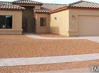 2477 N Camino Reloj, Green Valley, AZ 85614