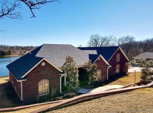 2011 McCurry Ln, Sulphur, OK 73086