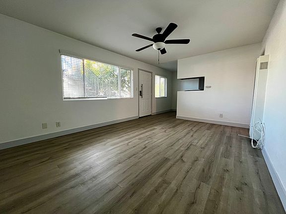 2nd image of 790 Mira Mar Ave APT 2