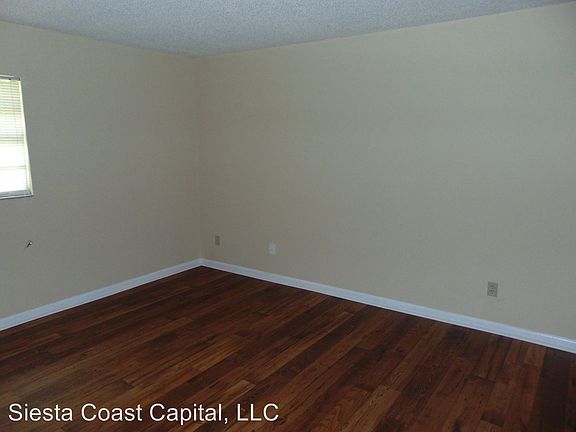 3rd image of 5011 SE 29th St APT C