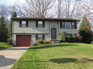 5674 Laurel Ln, Girard, PA 16417
