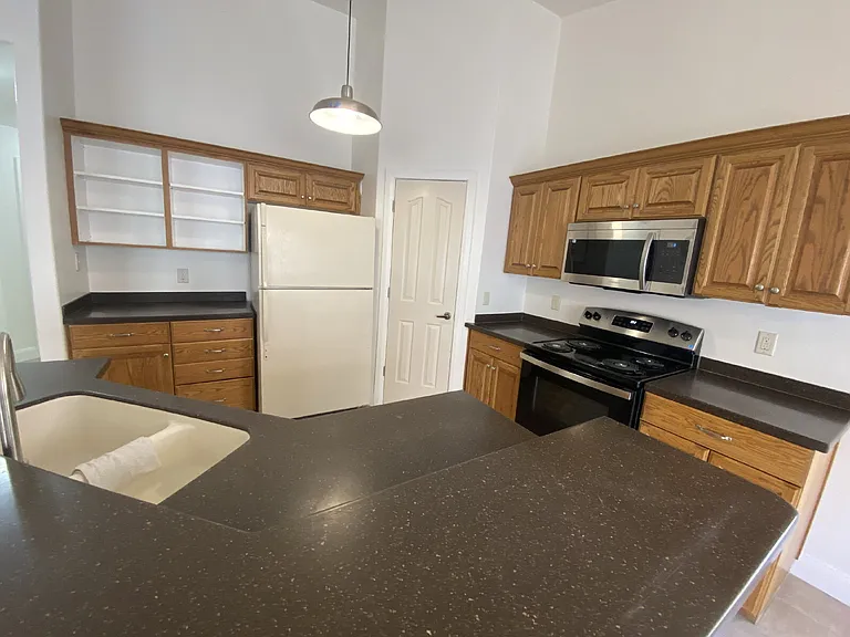 1614 N 2130 W — Photo 2