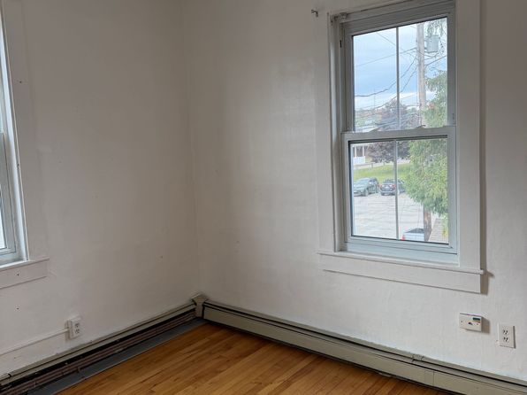 9 Depot St Unit 3
