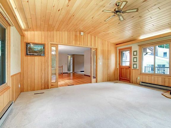 5th image of 3765 Nathan Ln N