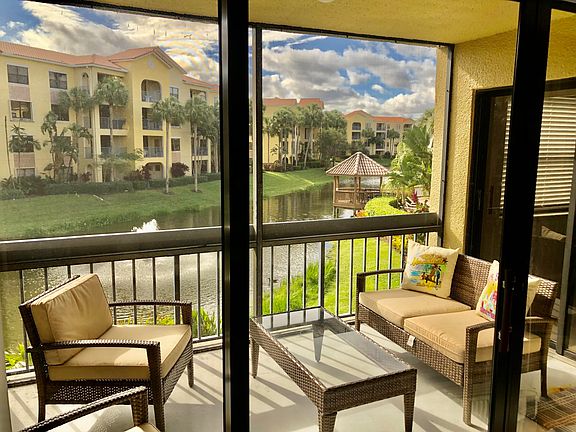 5th image of 700 Uno Lago Dr APT 204