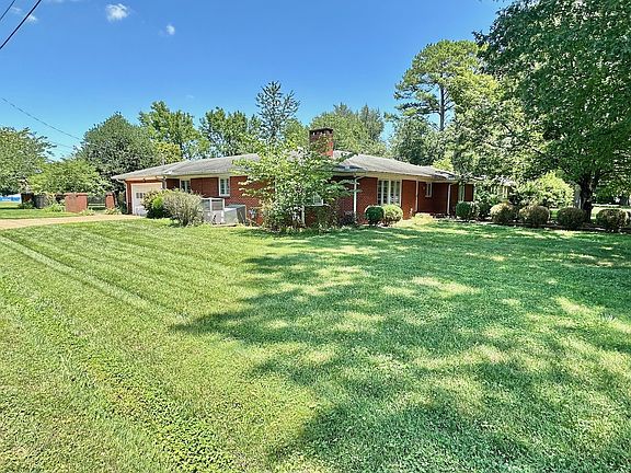 5th image of 1703 Elrod St